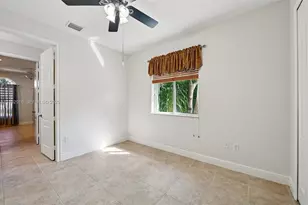 8100 SW 179th St, Palmetto Bay, FL 33157 - Photo 25