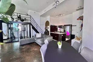 1900 N Bayshore Dr, Miami, FL 33132 - Photo 3