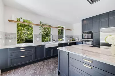 6910 SW 145th Ter, Palmetto Bay, FL 33158 - Photo 9