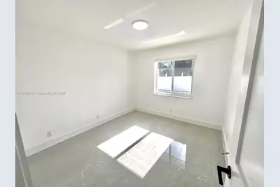 1590 SW 139th Ave, Davie, FL 33325 - Photo 13