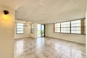 1351 NE Miami Gardens Dr, Miami, FL 33179 - Photo 9