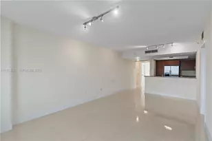 2641 N Flamingo Rd, Sunrise, FL 33323 - Photo 9