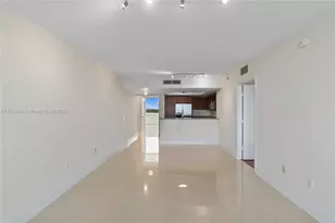 2641 N Flamingo Rd, Sunrise, FL 33323 - Photo 11