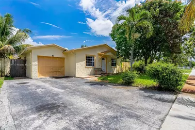 7217 SW 3rd Ct, North Lauderdale, FL 33068 - Photo 1