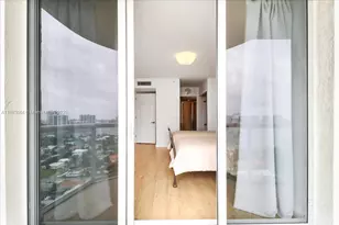 18671 Collins Ave, Sunny Isles Beach, FL 33160 - Photo 31