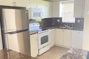 3150 W Rolling Hills Cir, Davie, FL 33328 - Photo 3