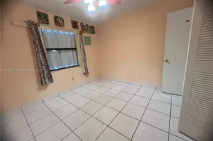 6590 W 24th Ct, Hialeah, FL 33016 - Photo 13