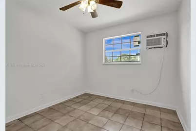 [Address not provided], Opa-Locka, FL 33054 - Photo 9