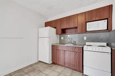 [Address not provided], Opa-Locka, FL 33054 - Photo 5