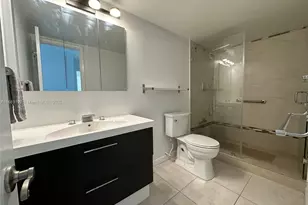 400 Leslie Dr, Hallandale Beach, FL 33009 - Photo 15