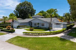 11680 SW 92nd St, Miami, FL 33176 - Photo 3