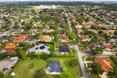 9445 SW 68th St, Miami, FL 33173 - Photo 41