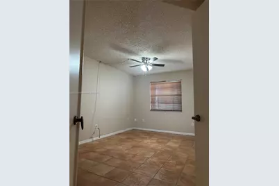 2653 SE 20th Ct #105-D, Homestead, FL 33035 - Photo 11