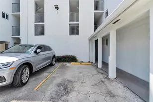 620 SW 10th St, Miami, FL 33130 - Photo 17