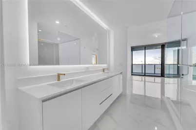 700 NE 24th Street #1407, Miami, FL 33137 - Photo 9