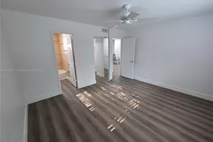 8886 SW 3rd St, Pembroke Pines, FL 33025 - Photo 27