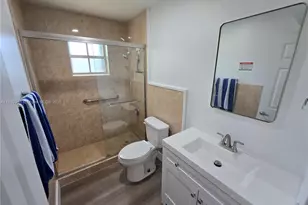 8886 SW 3rd St, Pembroke Pines, FL 33025 - Photo 33