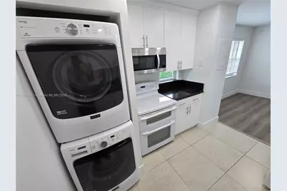 8886 SW 3rd St #202, Pembroke Pines, FL 33025 - Photo 5