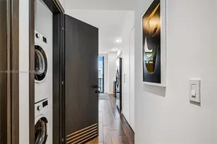 398 NE 5, Miami, FL 33132 - Photo 31