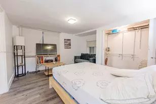 528 SW 21st Ave, Miami, FL 33135 - Photo 1