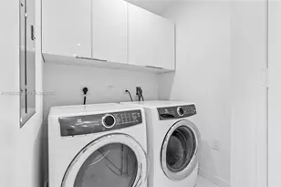 851 NE 1st Ave, Miami, FL 33132 - Photo 21