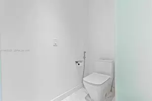 851 NE 1st Ave, Miami, FL 33132 - Photo 29