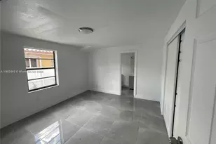 508 E 40th St, Hialeah, FL 33013 - Photo 7