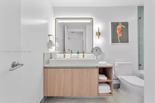 159 NE 6th St, Miami, FL 33132 - Photo 7