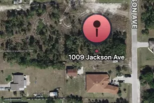 1009 Jackson Ave, Other City - In The State Of Florida, FL 33972 - Photo 1