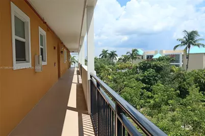 555 E Dania Beach Blvd #9, Dania Beach, FL 33004 - Photo 7