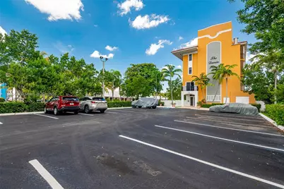 555 E Dania Beach Blvd #9, Dania Beach, FL 33004 - Photo 1