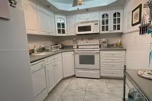 3180 S Ocean Dr, Hallandale Beach, FL 33009 - Photo 1