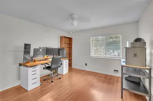 632 NW 208th Terrace, Pembroke Pines, FL 33029 - Photo 15