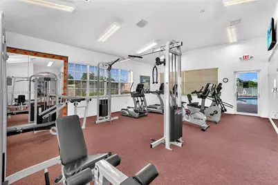 632 NW 208th Ter, Pembroke Pines, FL 33029 - Photo 19