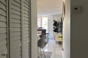 2075 NE 164th St, North Miami Beach, FL 33162 - Photo 3