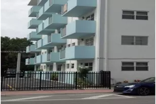 801 W Meridian Ave, Miami Beach, FL 33139 - Photo 1