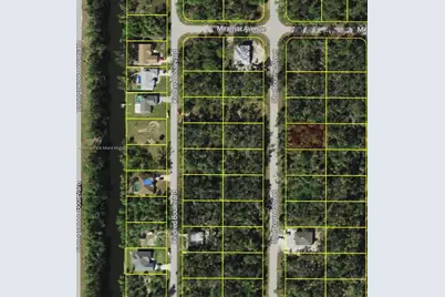 398 Sherbourne St, Port Charlotte, FL 33954 - Photo 3
