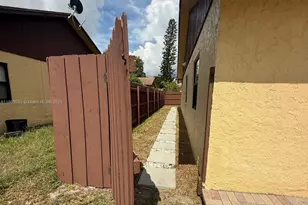 4403 NW 4th Ave, Deerfield Beach, FL 33064 - Photo 3