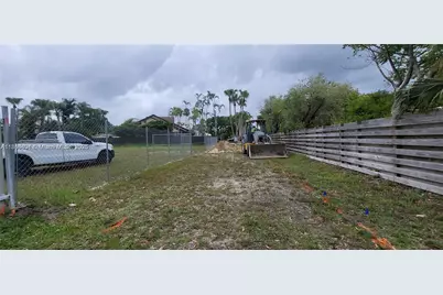 13050 SW 103 Ave, Miami, FL 33176 - Photo 29