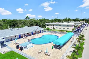 1301 N 12th Ct, Hollywood, FL 33019 - Photo 13