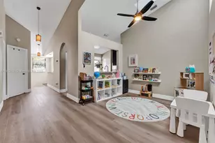 123 NW 98th Terrace, Plantation, FL 33324 - Photo 15