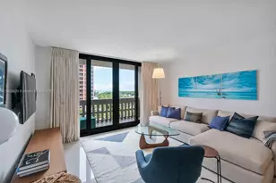 90 Edgewater Dr, Coral Gables, FL 33133 - Photo 13
