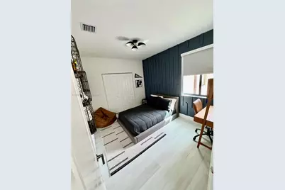 4867 NW 84th Ave, Doral, FL 33166 - Photo 11