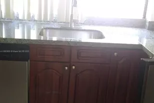 17021 N Bay Rd, Sunny Isles Beach, FL 33160 - Photo 7