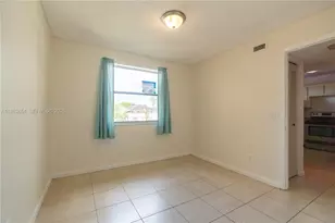 721 NW 103rd Terrace, Pembroke Pines, FL 33026 - Photo 17