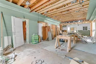 9655 Biscayne Blvd, Miami Shores, FL 33138 - Photo 11