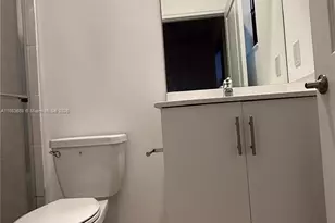 947 NE 211th St, Miami, FL 33179 - Photo 25