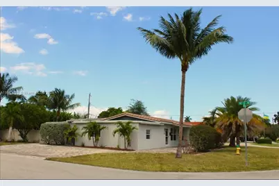 1301 NE 42nd St, Oakland Park, FL 33334 - Photo 5
