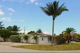 1301 NE 42nd St, Oakland Park, FL 33334 - Photo 5