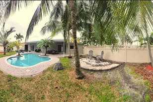 1301 NE 42nd St, Oakland Park, FL 33334 - Photo 3